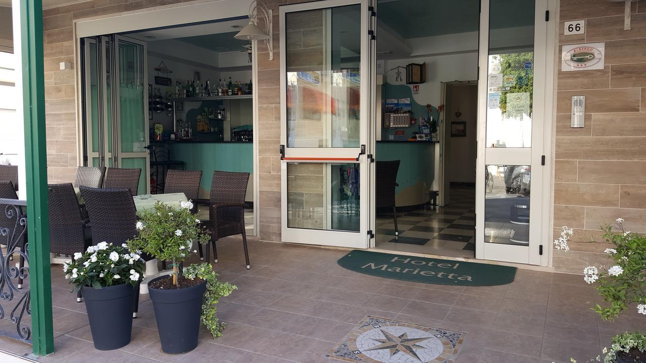Hotel Marietta กาออร์เล ภายนอก รูปภาพ